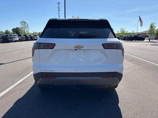 Summit White 2026 Chevrolet Equinox LT