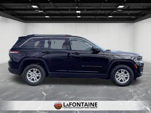 Diamond Black 2023 Jeep Grand Cherokee Laredo