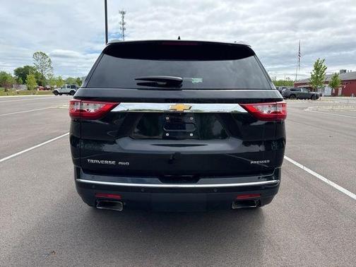 Black Metallic 2019 Chevrolet Traverse Premier