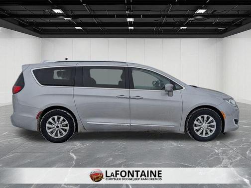 2018 Chrysler Pacifica Touring-L