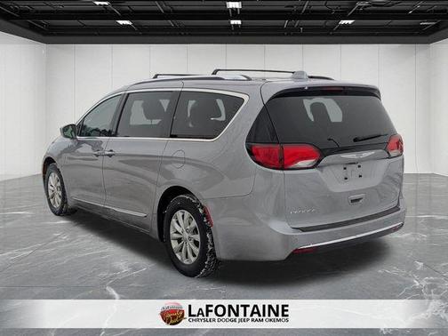 2018 Chrysler Pacifica Touring-L