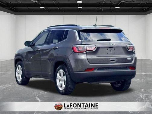 Granite Crystal Clearcoat Metallic 2019 Jeep Compass Latitude