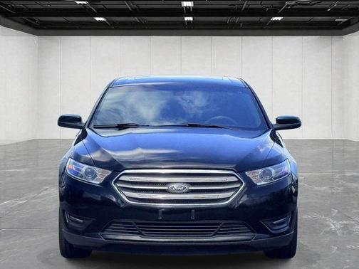 Shadow Black 2018 Ford Taurus SEL