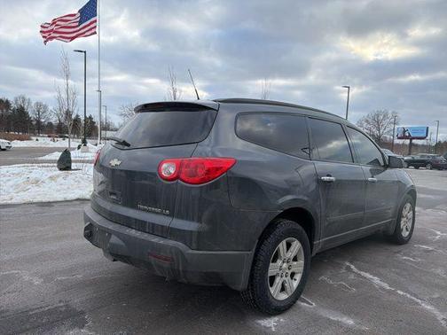 2011 Chevrolet Traverse LS