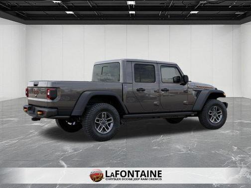 Granite Crystal Clearcoat Metallic 2026 Jeep Gladiator Mojave