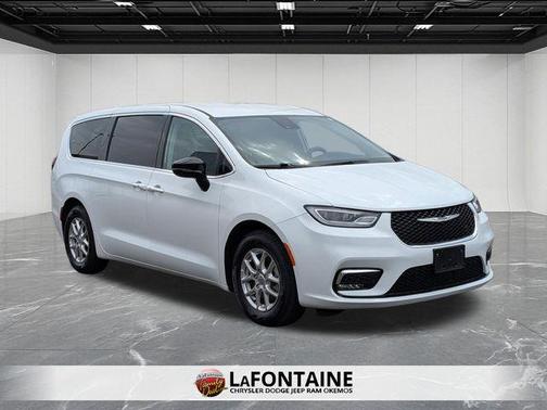 Bright White Clearcoat 2024 Chrysler Pacifica Touring-L