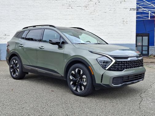 Jungle Green 2024 Kia Sportage X-Line