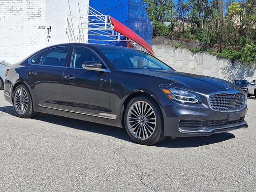 2020 Kia K900 Luxury