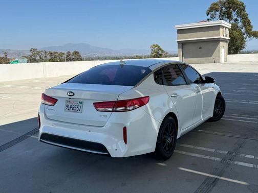 Snow White Pearl 2017 Kia Optima Hybrid Base