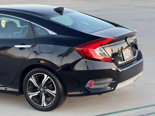 2016 Honda Civic Touring