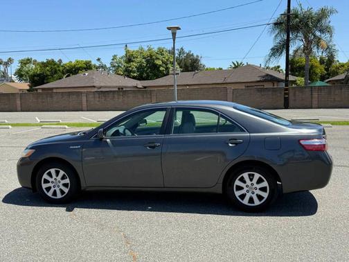 Magnetic Gray Metallic 2008 Toyota Camry Hybrid SE