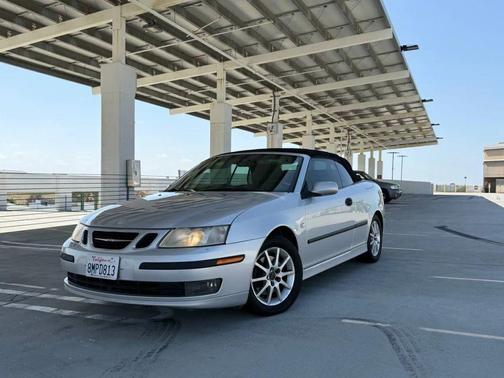 Silver Metallic 2005 Saab 9-3 Arc