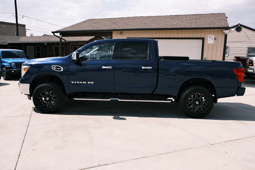 2016 Nissan Titan XD SL