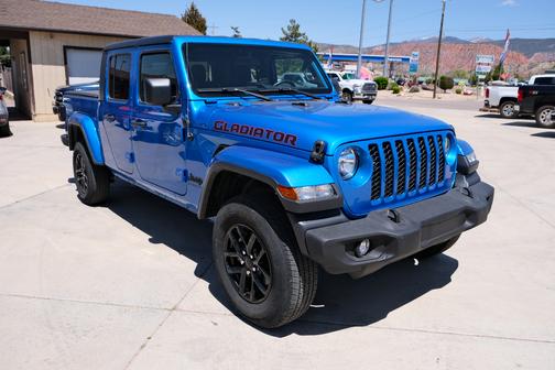 2021 Jeep Gladiator Sport