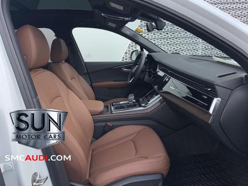 2026 Audi Q7 45 Premium Plus