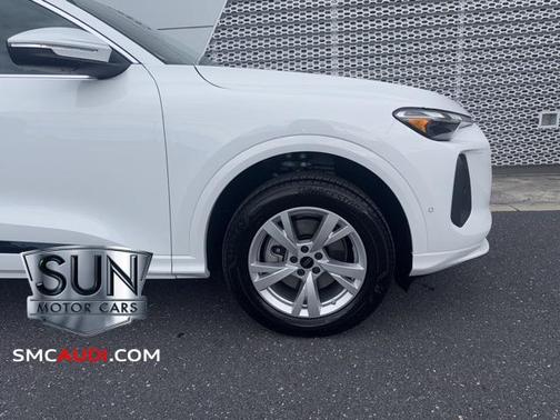 2025 Audi Q5 Premium TFSI quattro S tronic