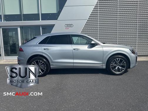 2024 Audi Q8 Premium 55 TFSI quattro