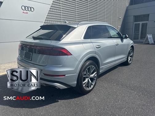 2024 Audi Q8 Premium 55 TFSI quattro