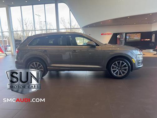 2017 Audi Q7 3.0T Premium