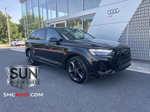 2025 Audi Q7 Premium Plus 55 TFSI quattro Tiptronic