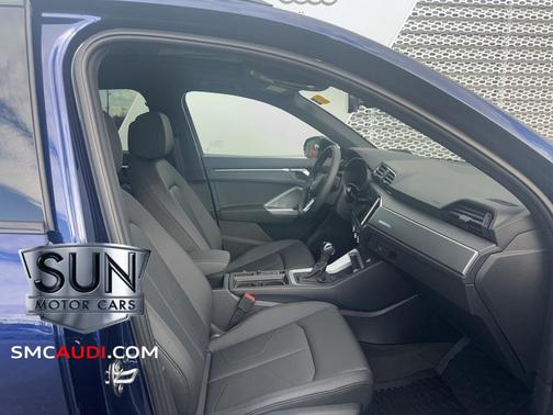 2025 Audi Q3 Premium 45 TFSI S line quattro Tiptronic