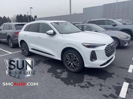 2025 Audi Q5 Premium Plus TFSI quattro S tronic