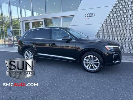 2025 Audi Q7 55 Premium Plus