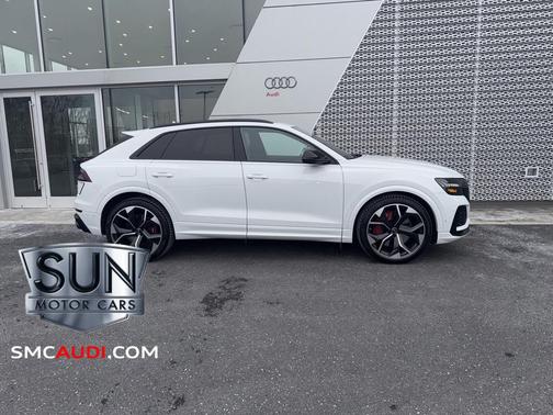 2024 Audi RS Q8 4.0T
