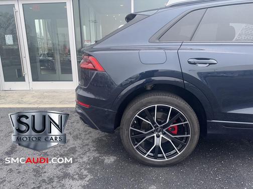 2023 Audi Q8 55 Premium Plus