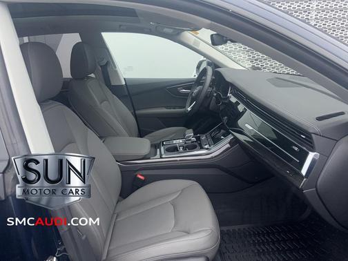 2023 Audi Q8 55 Premium Plus