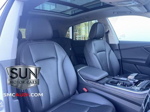 2022 Audi Q8 55 Premium