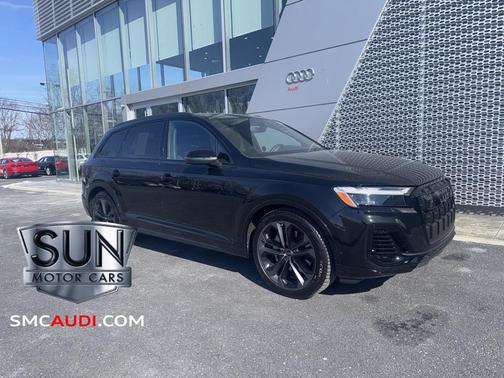2025 Audi Q7 55 Premium Plus