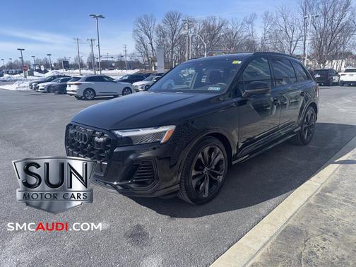 2025 Audi Q7 55 Premium Plus