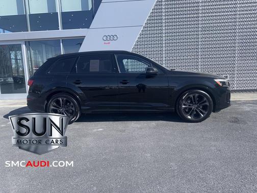 2025 Audi Q7 55 Premium Plus