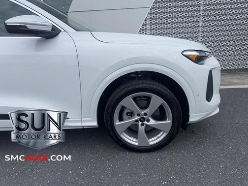 2025 Audi Q5 Premium Plus TFSI quattro S tronic