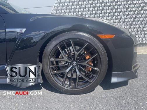 2017 Nissan GT-R Premium