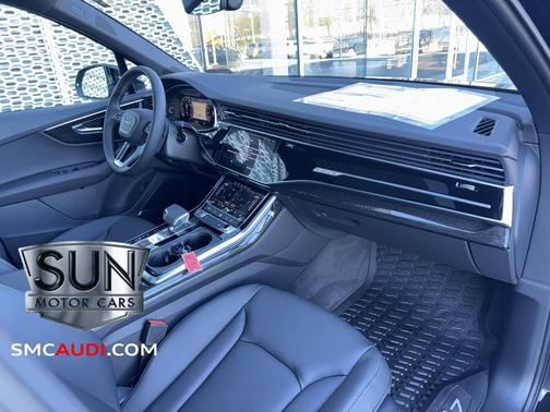 2026 Audi Q7 45 Premium