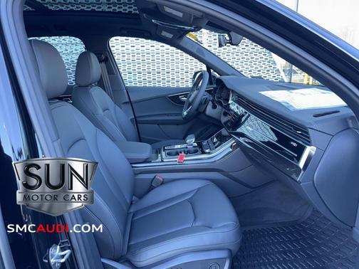 2026 Audi Q7 45 Premium