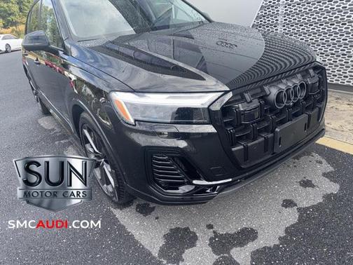 2025 Audi Q7 55 Premium Plus