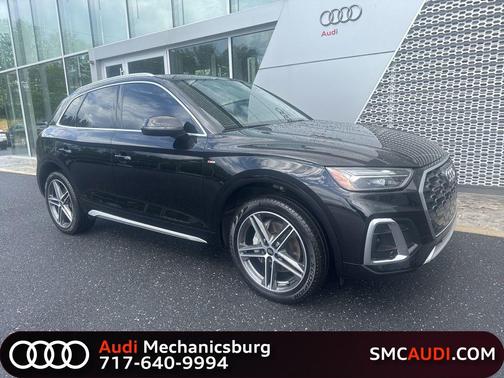 Mythos Black Metallic 2024 Audi Q5 e 55 S line Premium Plus