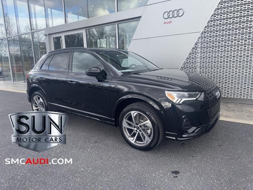 2025 Audi Q3 Premium 45 TFSI S line quattro Tiptronic