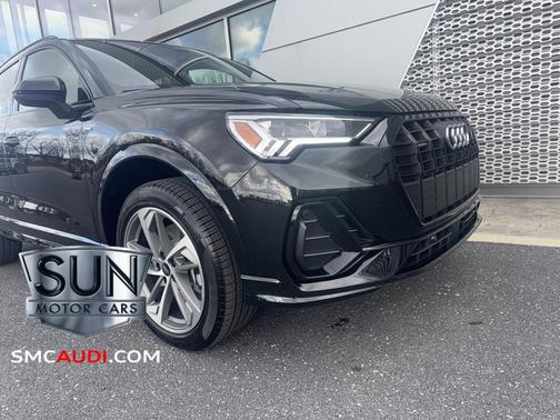 2025 Audi Q3 Premium 45 TFSI S line quattro Tiptronic