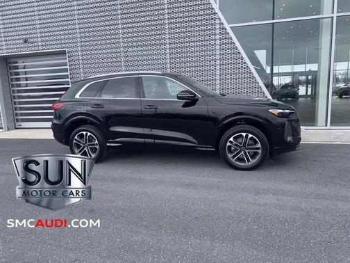 2025 Audi Q5 Premium TFSI quattro S tronic