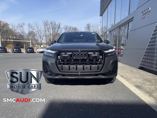 2026 Audi Q7 45 Premium