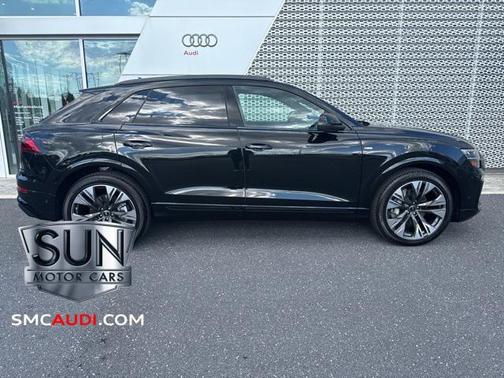 2025 Audi Q8 55 Premium Plus