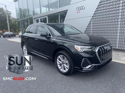2025 Audi Q3 Premium 45 TFSI S line quattro Tiptronic