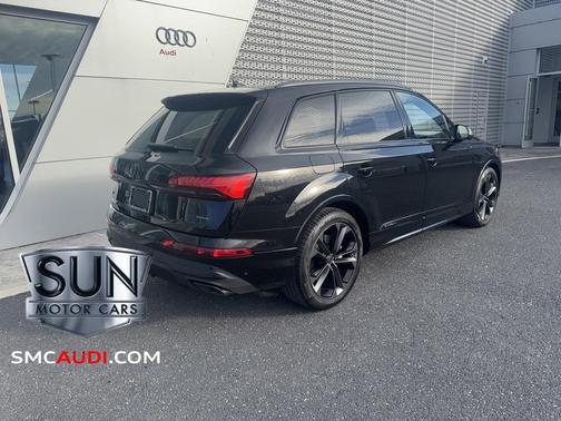 2026 Audi Q7 55 Premium Plus