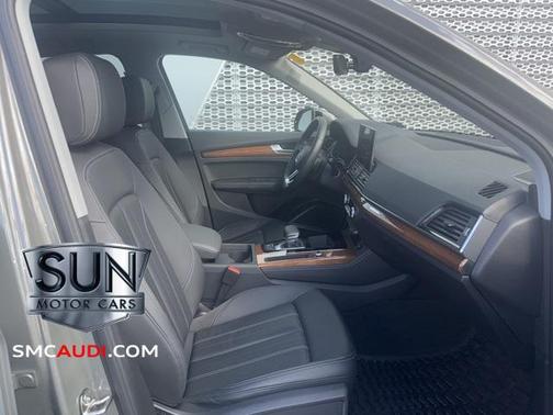 2023 Audi Q5 45 S line Premium Plus