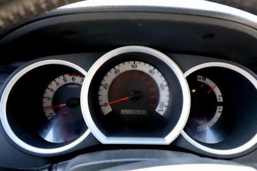 2013 Toyota Tacoma Base