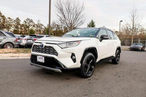 2019 Toyota RAV4 Hybrid SE